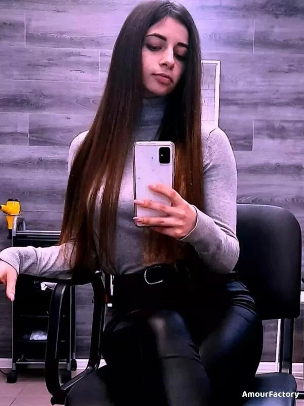 Victoria Profile image 1