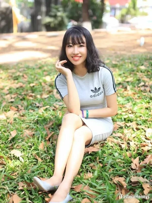 Monica Profile image 3