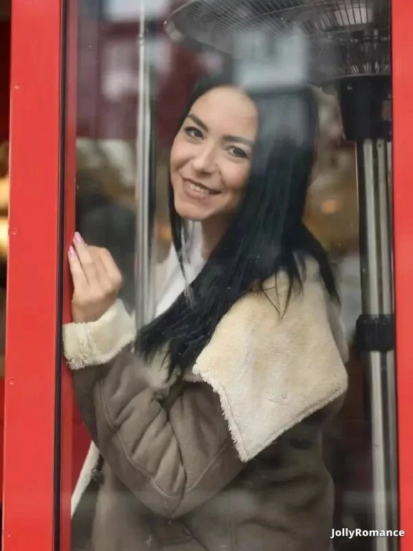 Olga Profile image 2