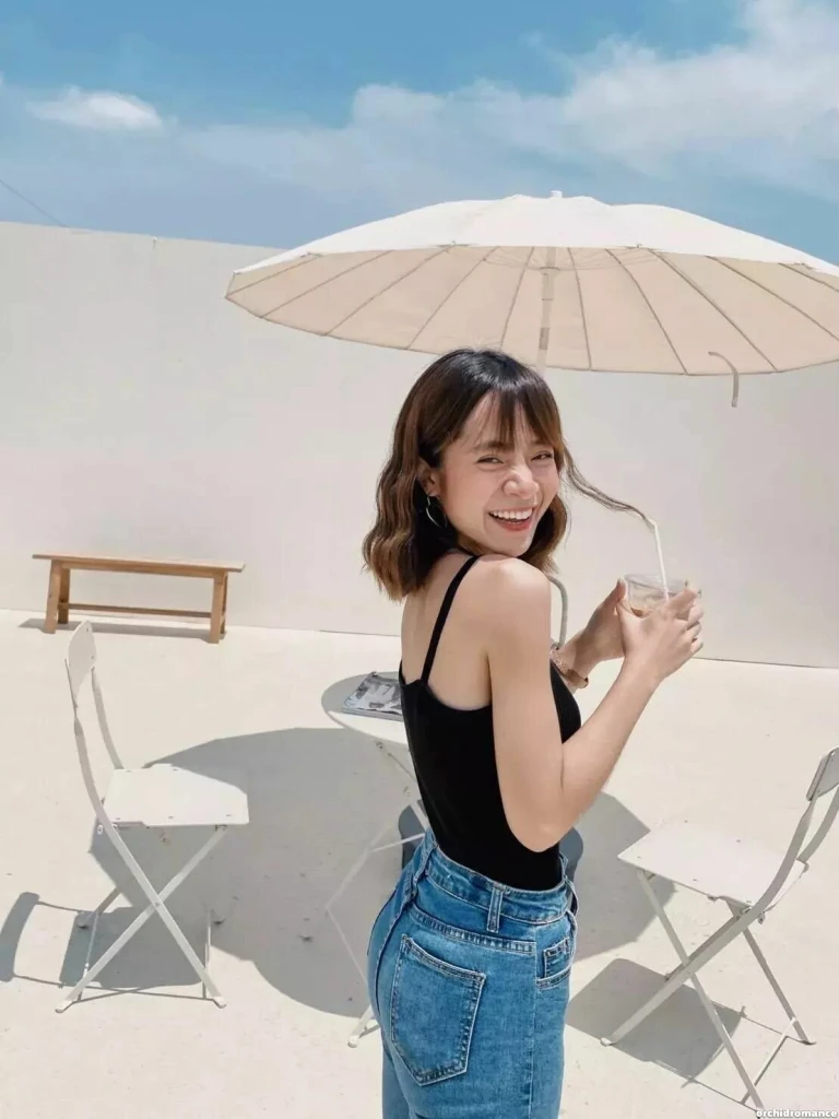 Chalee Profile image 3