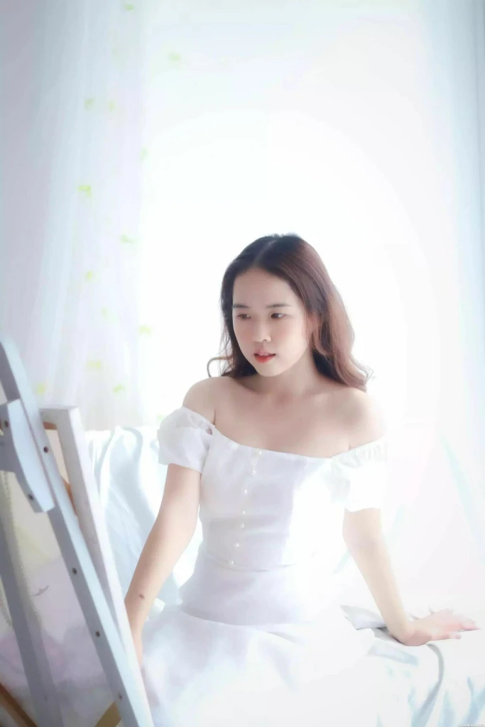 Tiffanny Profile image 4