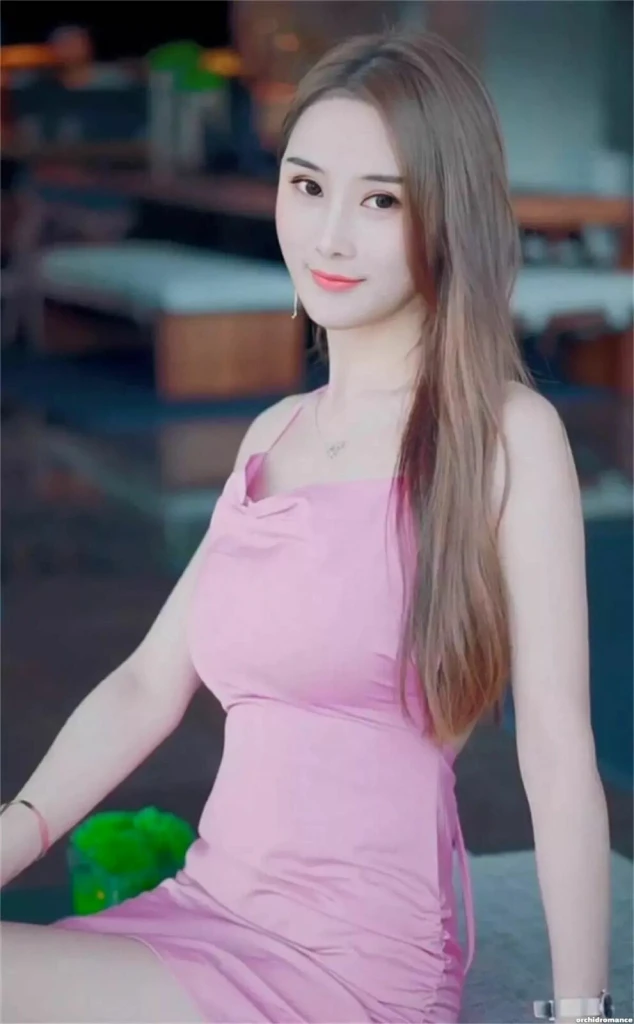 Amber Profile image 3