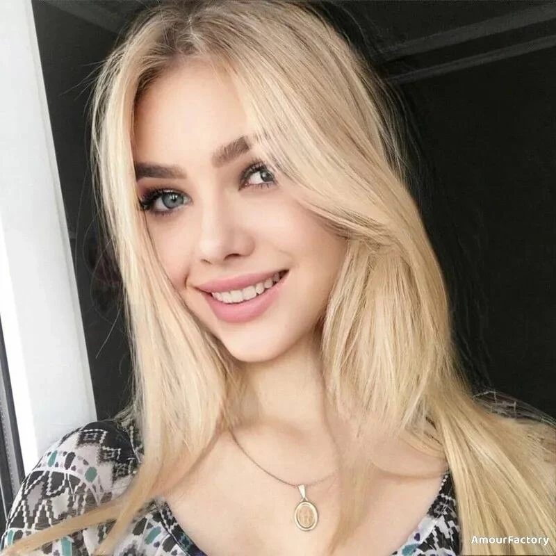 Valeria Profile image 2