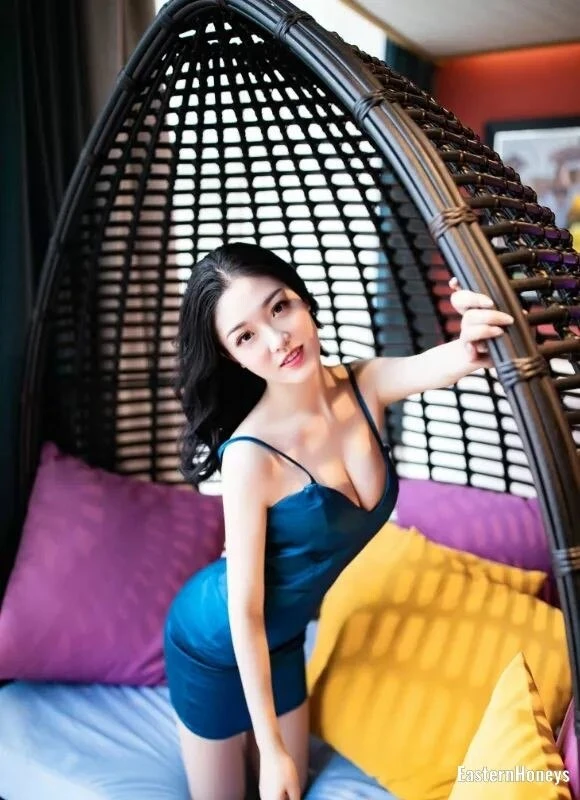 Zhaomei Profile image 2