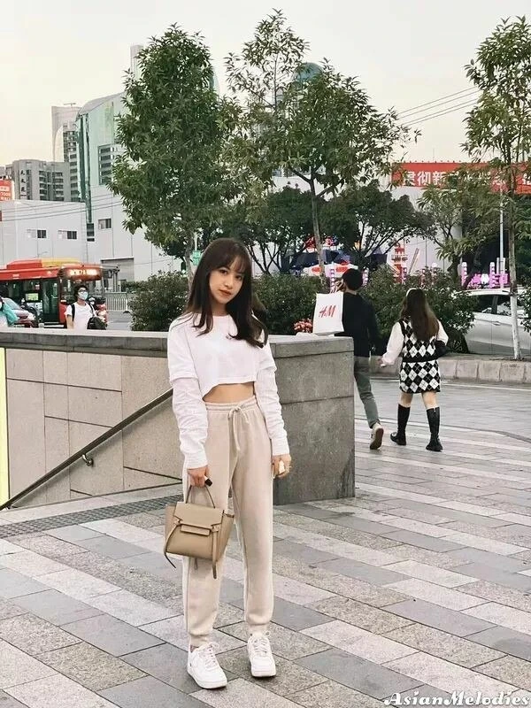 Susan Profile image 4