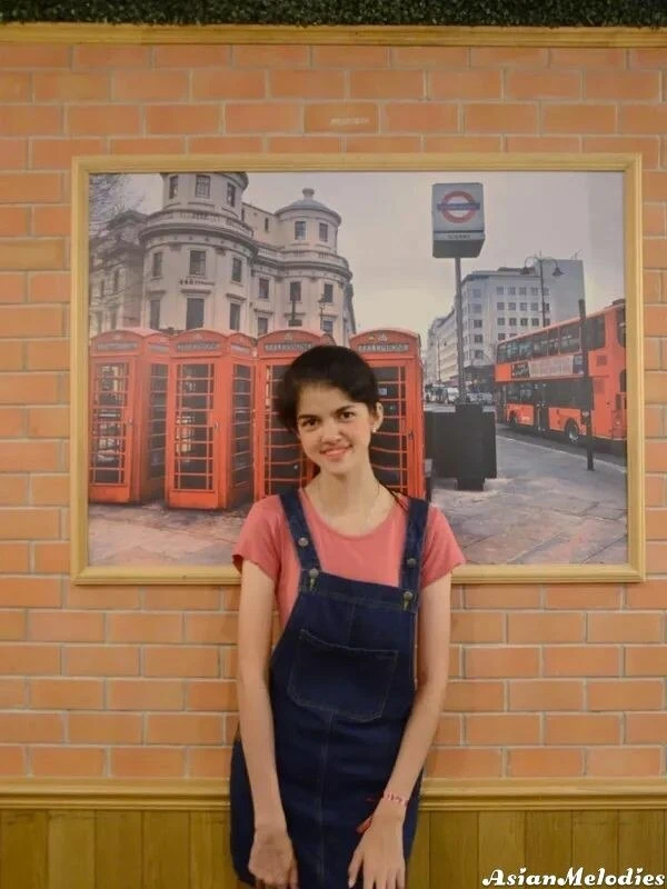 Sophia Profile image 2