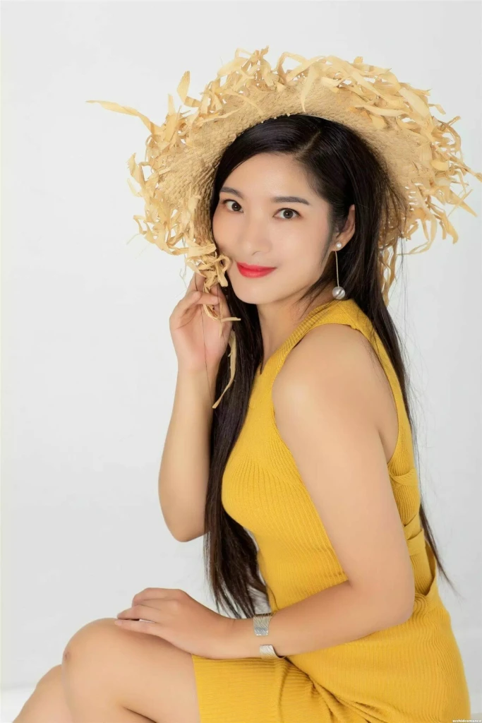 Wanru Profile image 2