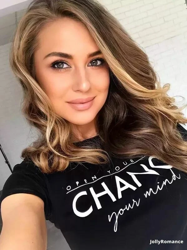 Antonina Profile image 4