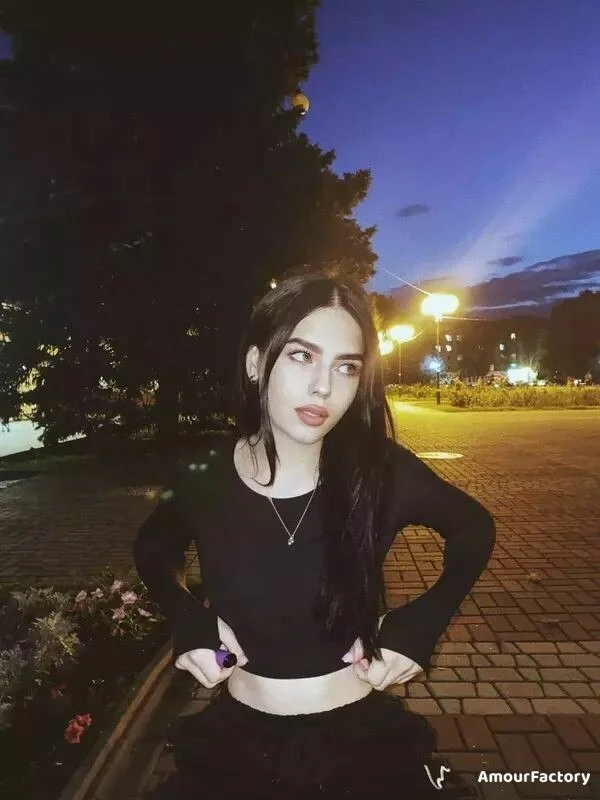 Liliya Profile image 3