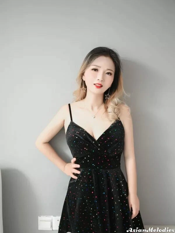 Hongxun Profile image 1