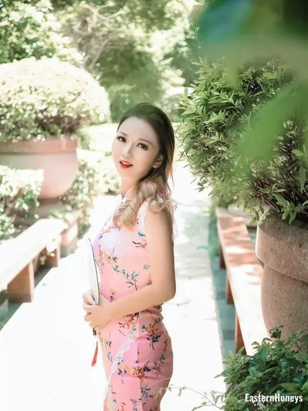 Hongxun Profile image 2