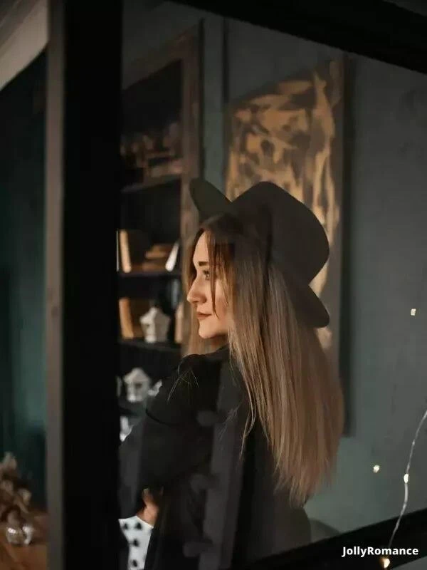 Olga Profile image 1