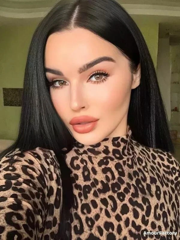 Alena Profile image 1