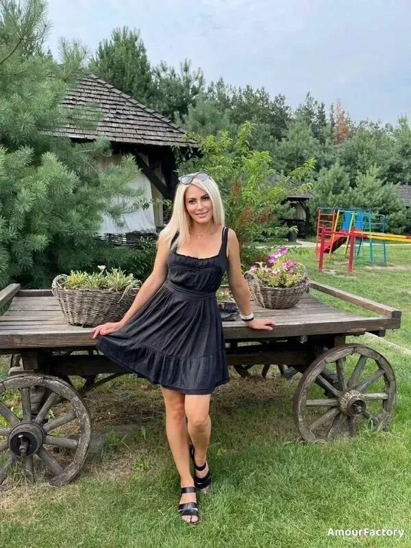 Maria Profile image 3