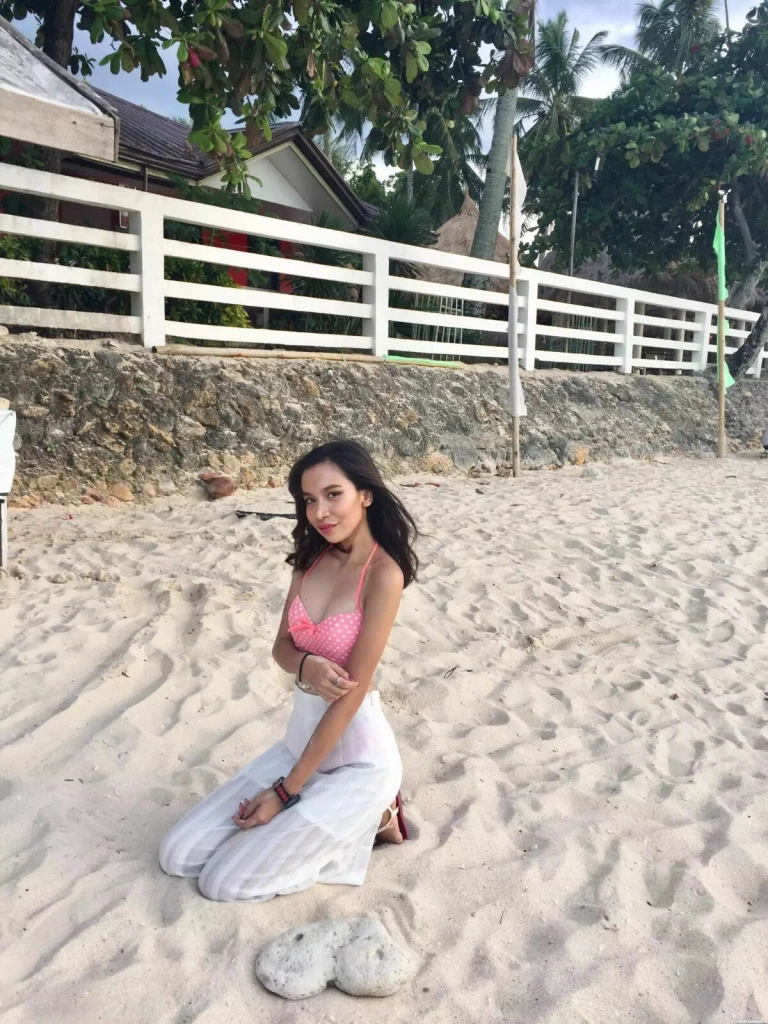 Mica Profile image 3