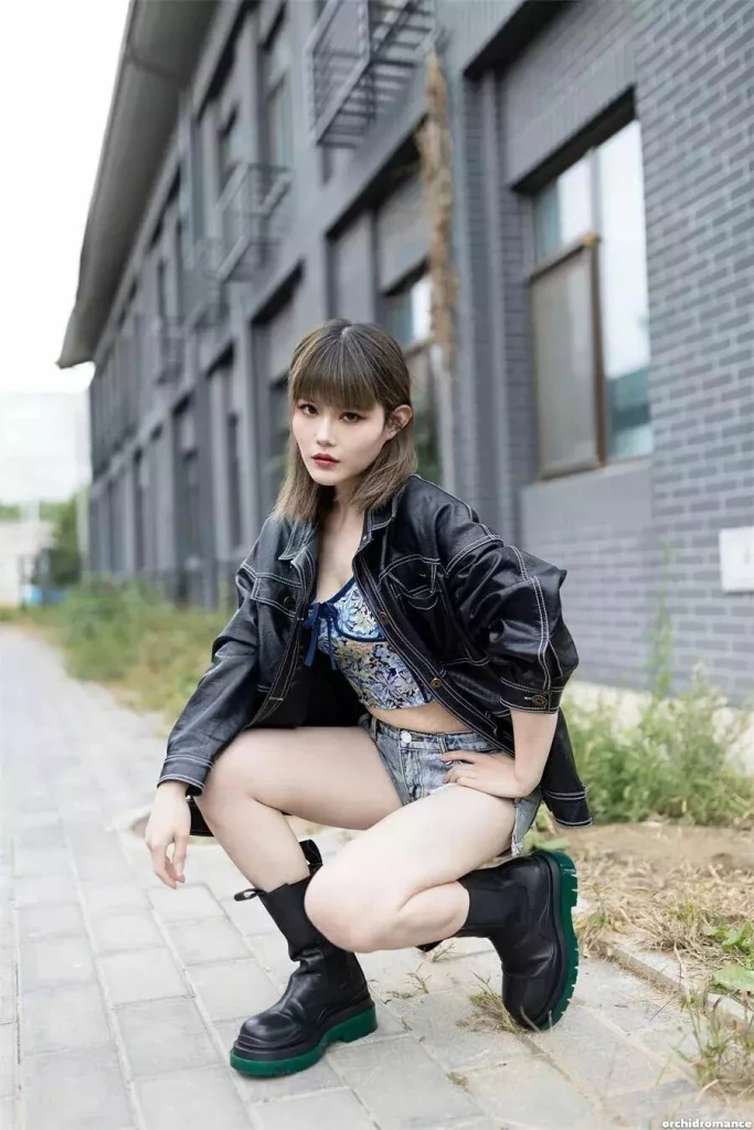 Wan Ying Profile image 1