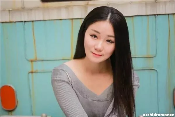 Lingling Profile image 1