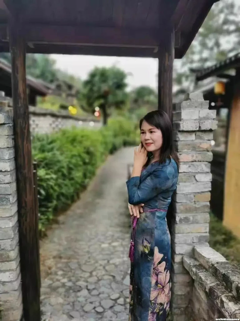 Qing Hui Profile image 1