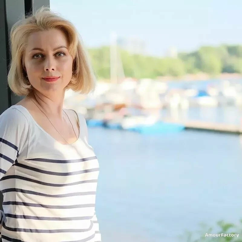 Anna Profile image 2