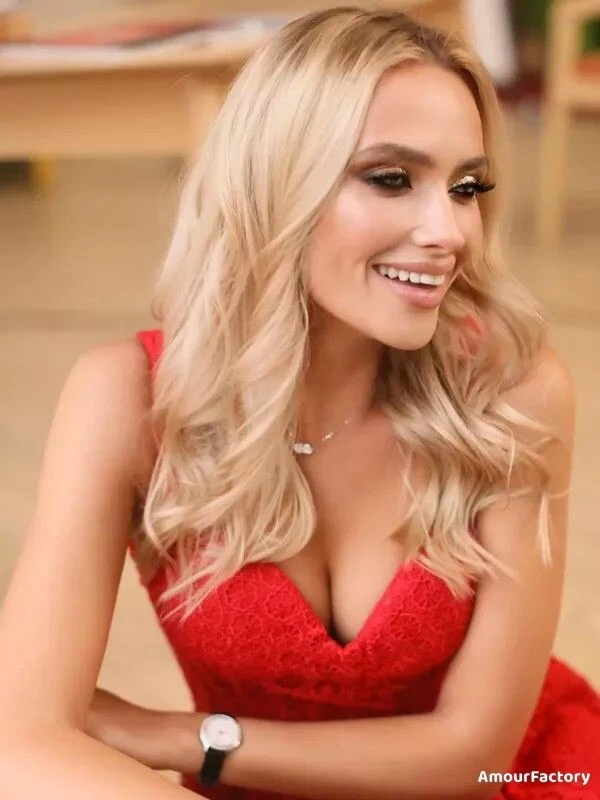 Olga Profile image 4