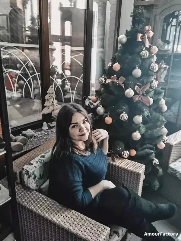 Alla Profile image 3