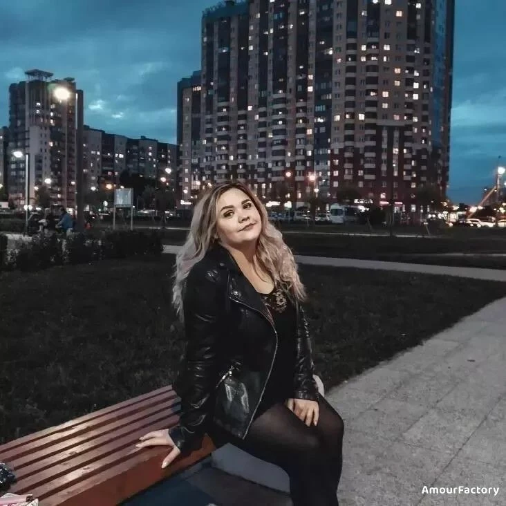 Alla Profile image 4