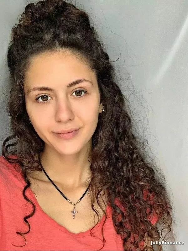 Anastasia Profile image 4