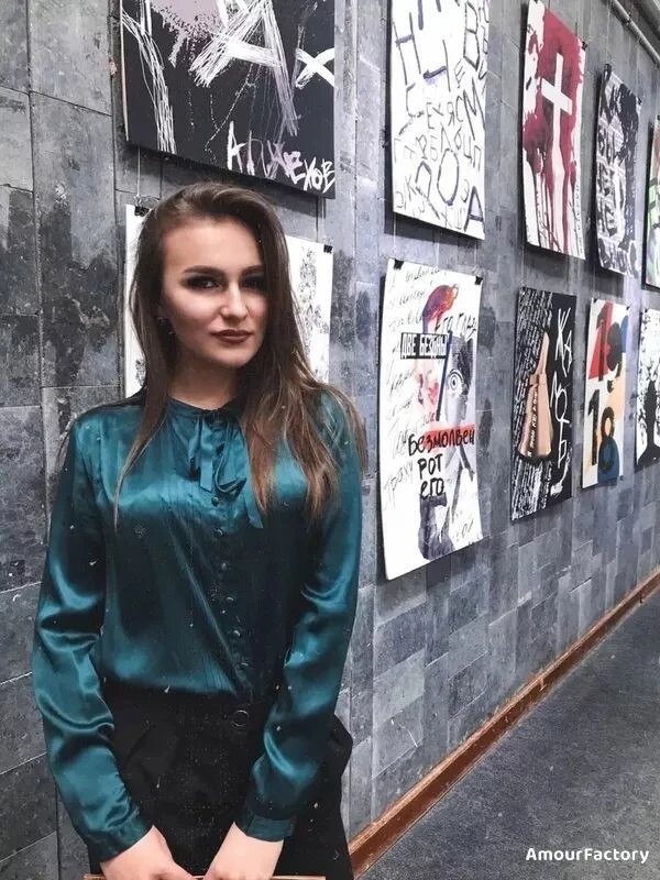 Larisa Profile image 2