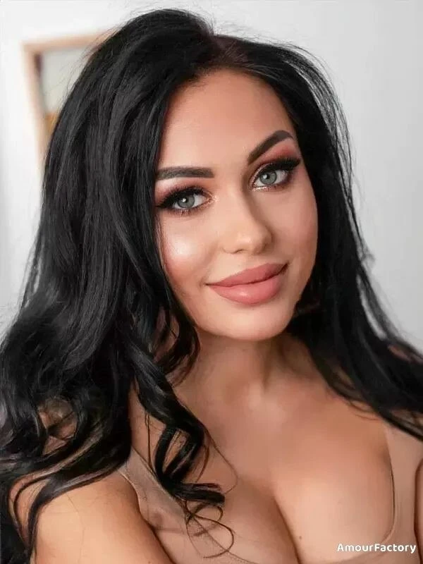 Olga Profile image 4