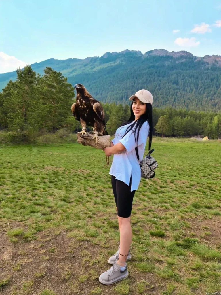 Yuliya Profile image 2