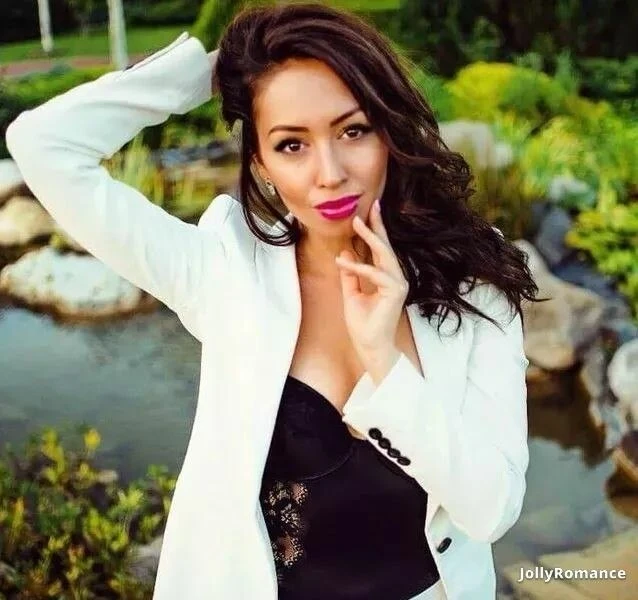 Angelica Profile image 4