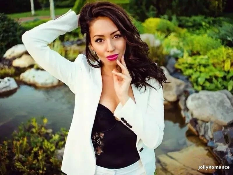 Angelica Profile image 3