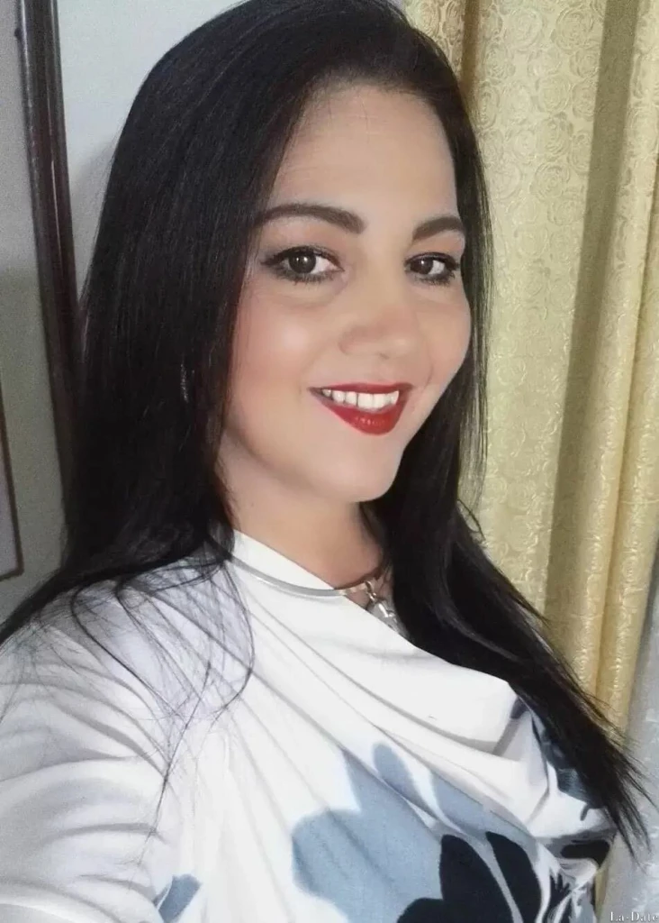 Jennifer Carolina Profile image 1