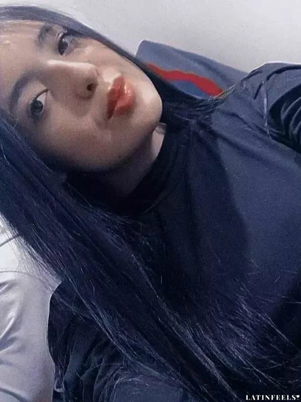 Manuela Profile image 1