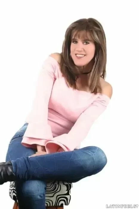 Edna Profile image 3