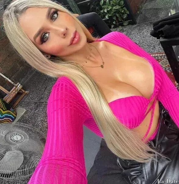 Dayana Profile image 2