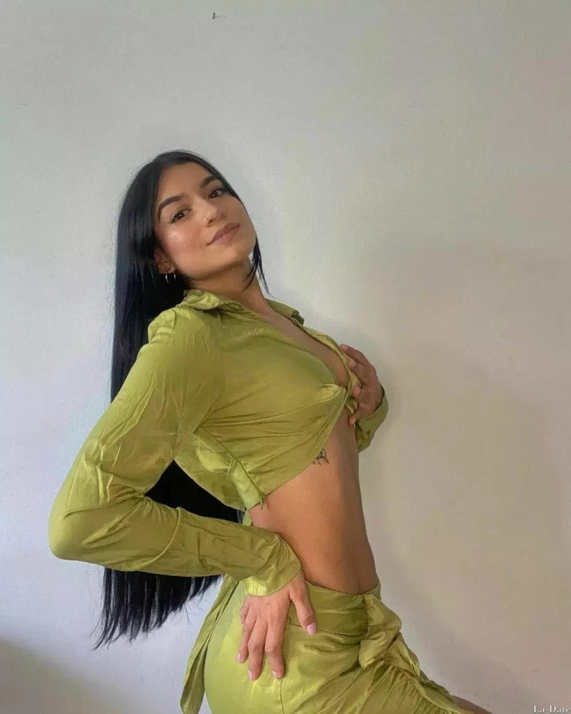 Leidy Profile image 2