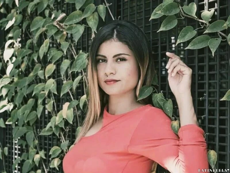 Sharon Profile image 1