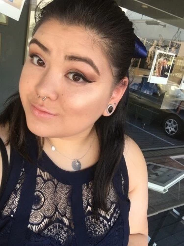 Charlii_11 Profile image 2