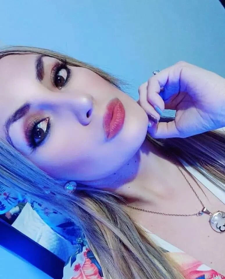 Andrea Profile image 2