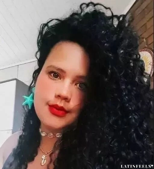 Cecilia Profile image 1