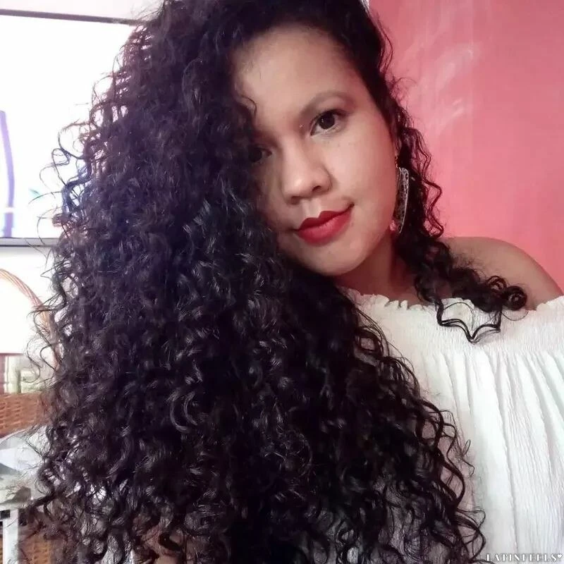 Cecilia Profile image 4