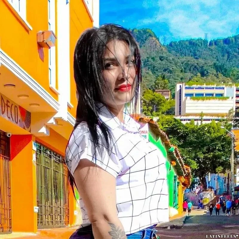 Geraldine Profile image 3