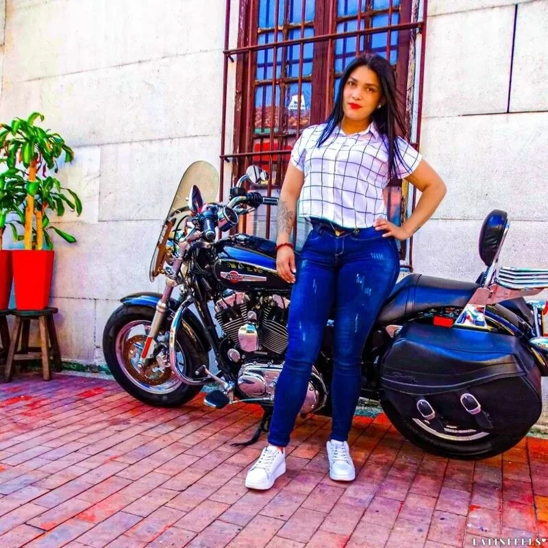 Geraldine Profile image 2