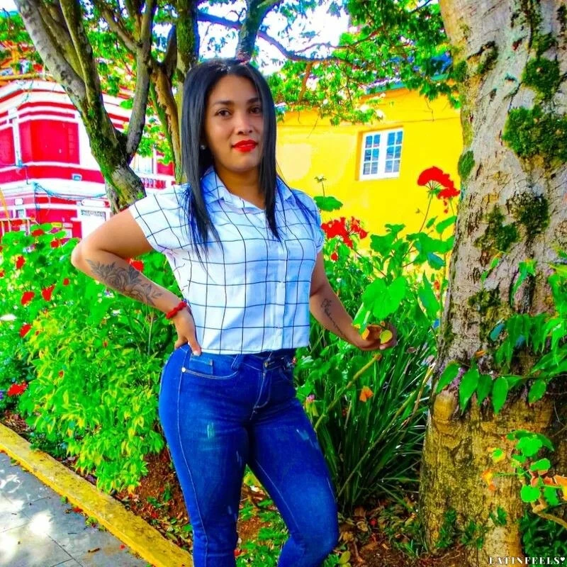 Geraldine Profile image 1