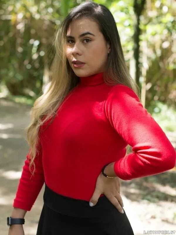 Lorena Profile image 4