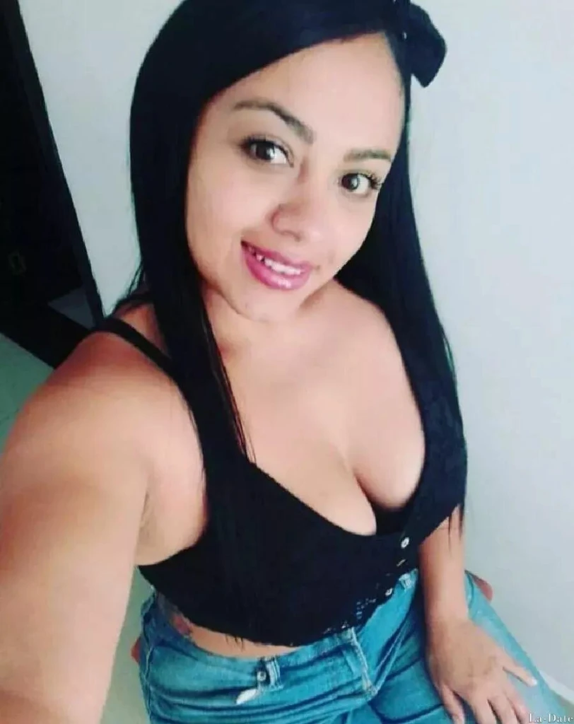 Carmen Profile image 3