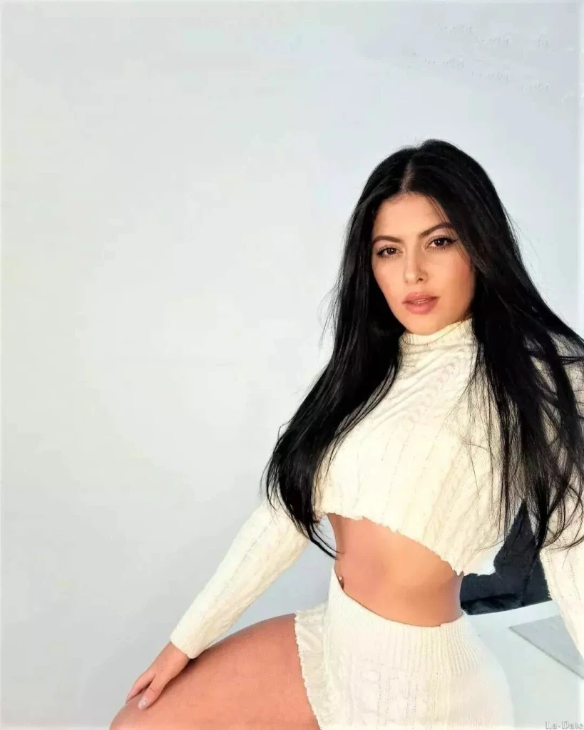 Andrea Profile image 3