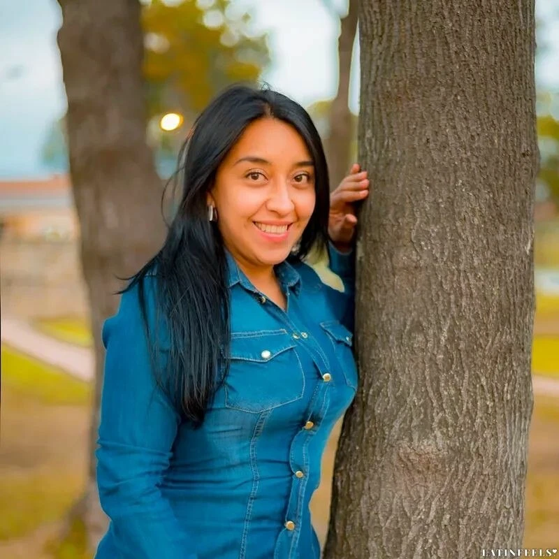 Catalina Profile image 4