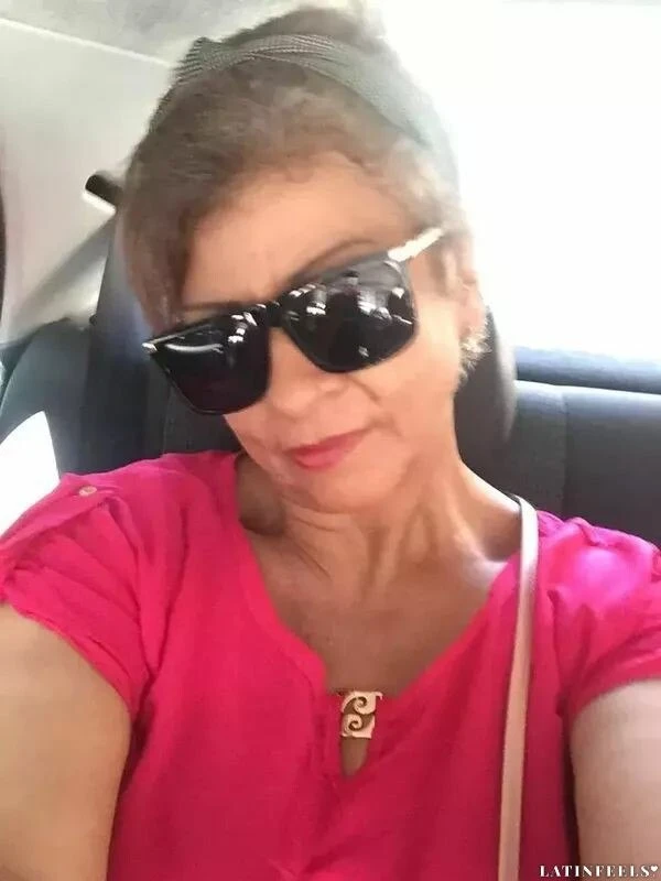 Deicy Profile image 2